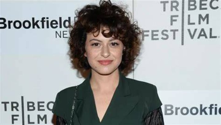 Alia Shawkat Net Worth, Age, Height, Weight Net Worth Roll