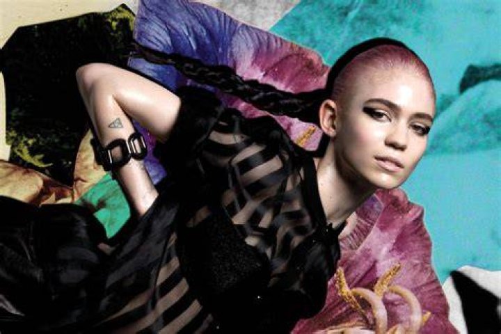 Grimes Shares Rare Photo of Her and Elon Musk's Baby Daughter Exa