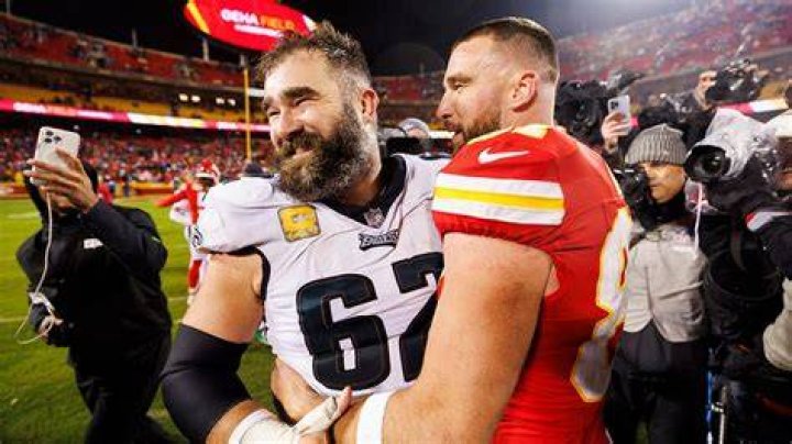 Jason Kelce ‘Aging Like Fine Wine,’ Says Wife Kylie Kelce News