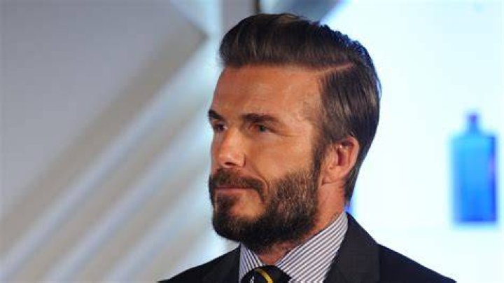 Le Slick hair Le look r&eacute;tro qui s&rsquo;invite sur toutes les t&ecirc;tes