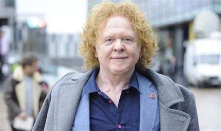 Mick Hucknell blames mother's absence for sex addiction Celebrity