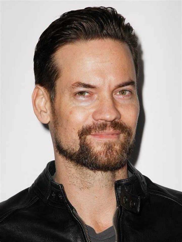 Schlitz Kaiser Leichenschauhaus shane west girlfriend Injektion Glatt
