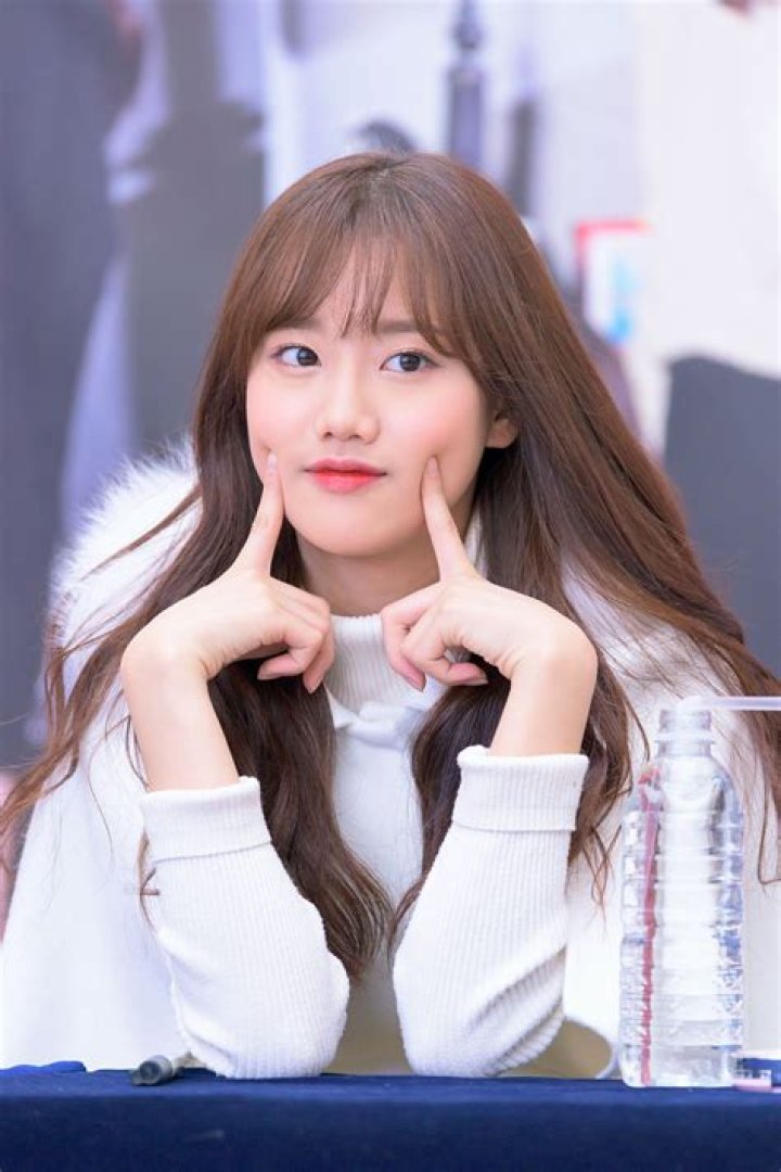 Unveiling The Enchanting World Of TV Shows With Lee Na-eun: A Journey Of Discovery