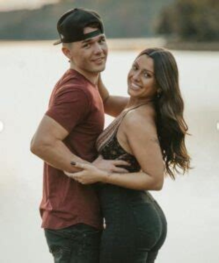 Whitney Wren & wallen? r/MWWives